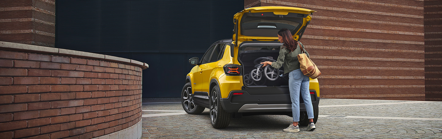 der-neue-jeep-avenger-vollelektrischer-suv-jeep-at